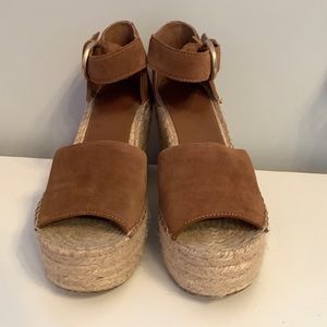 Marc fisher platform espadrilles